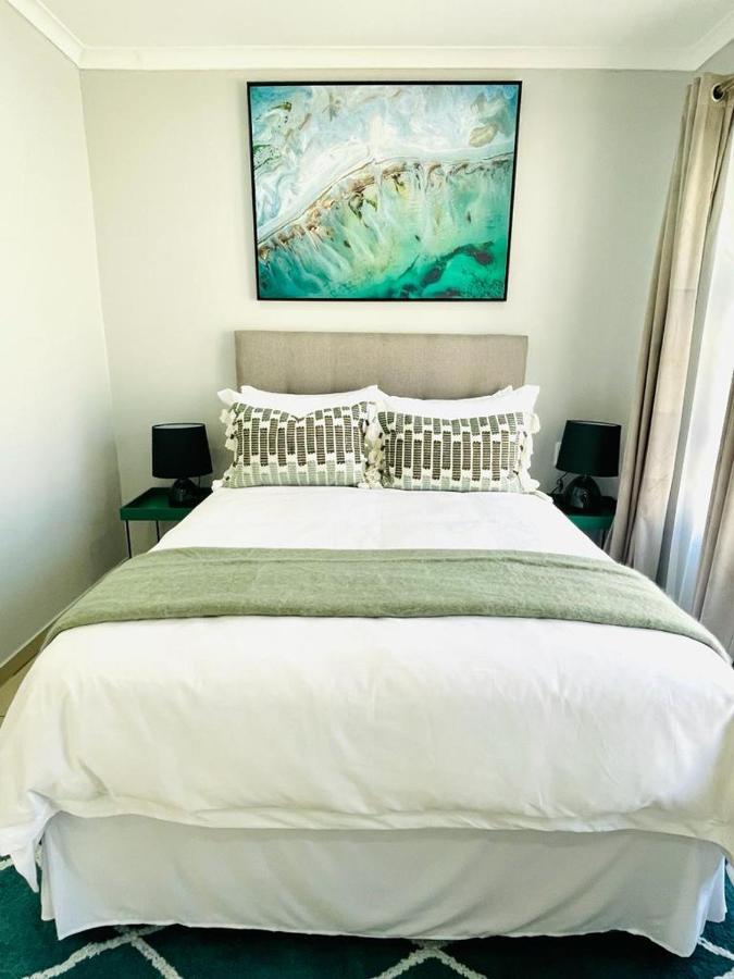 Trendy, Comfortable 1 Bedroom Apartments In Mthatha Ngoại thất bức ảnh