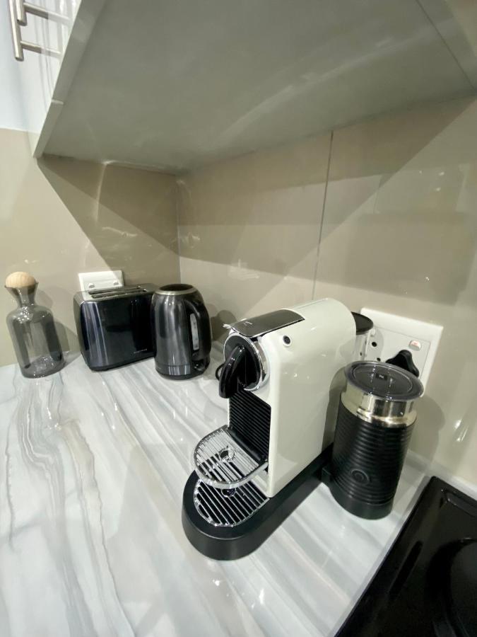 Trendy, Comfortable 1 Bedroom Apartments In Mthatha Ngoại thất bức ảnh