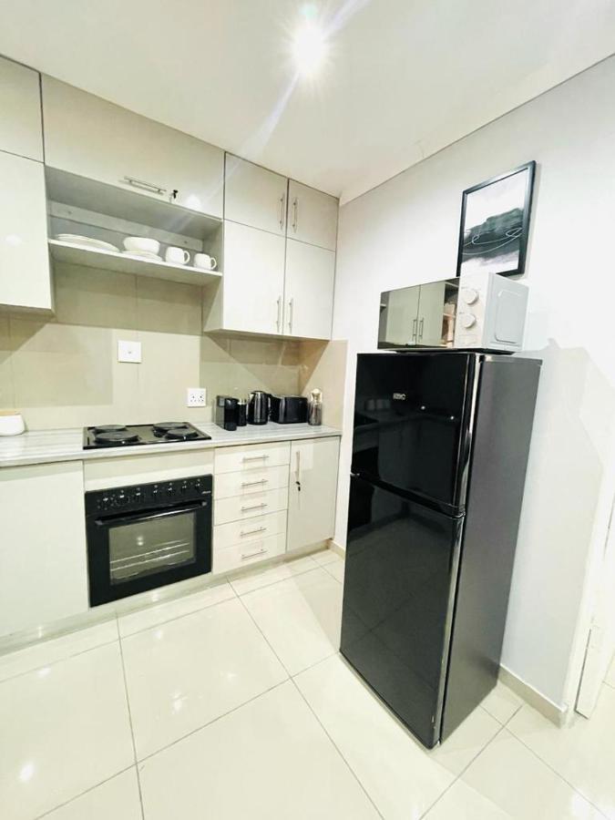 Trendy, Comfortable 1 Bedroom Apartments In Mthatha Ngoại thất bức ảnh