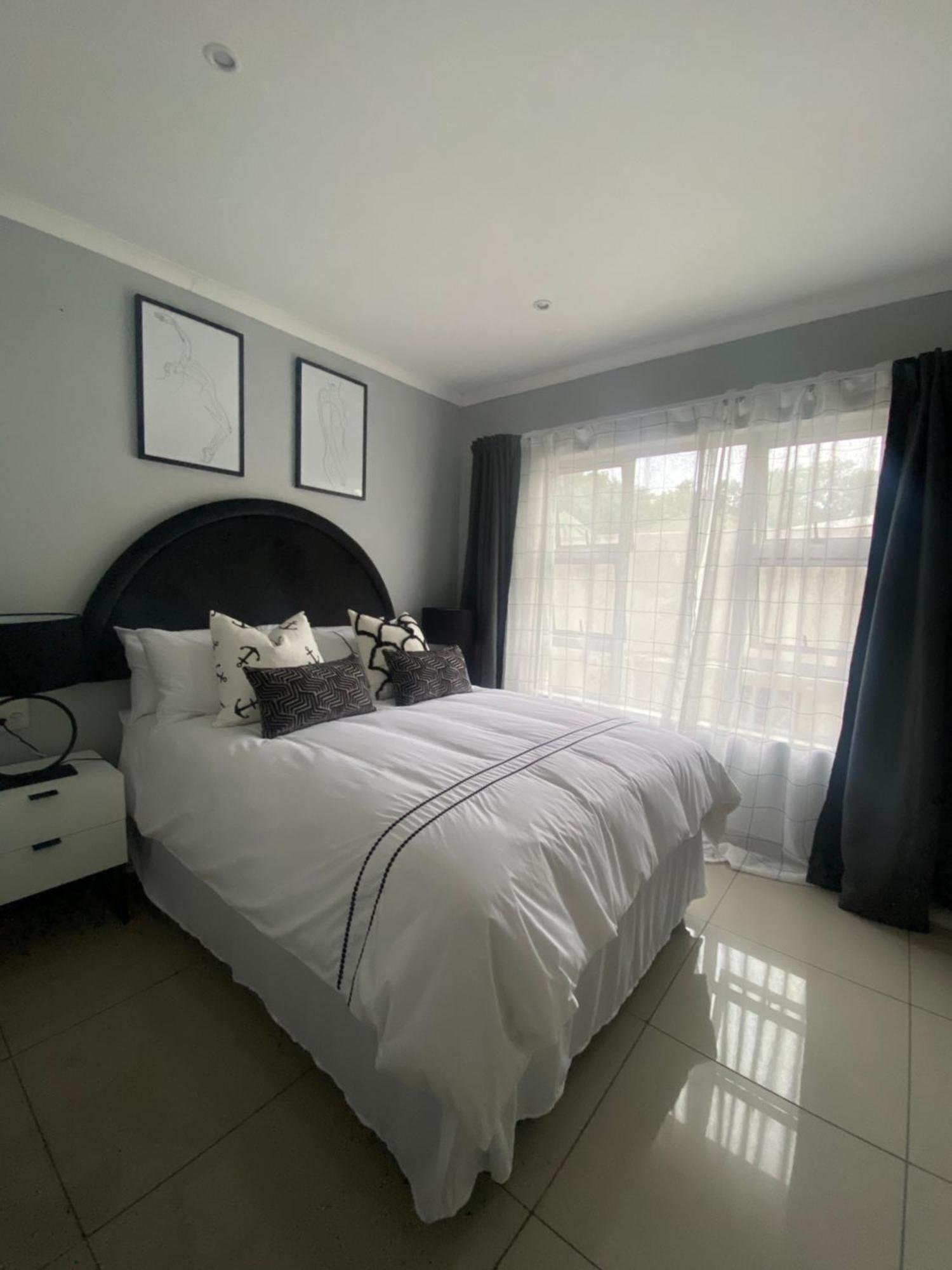 Trendy, Comfortable 1 Bedroom Apartments In Mthatha Ngoại thất bức ảnh