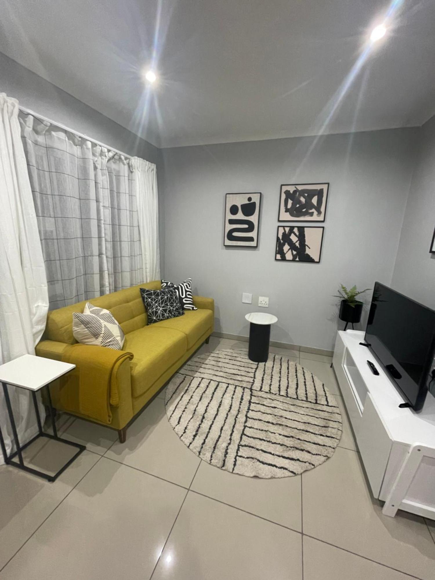 Trendy, Comfortable 1 Bedroom Apartments In Mthatha Ngoại thất bức ảnh